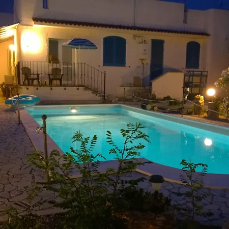 Bed & Breakfast Romina San Cataldo (Apulia)