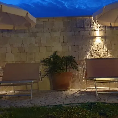 Romina Bed & Breakfast