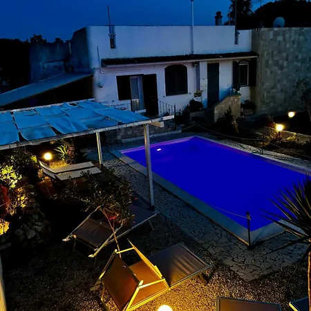 Romina Bed & Breakfast San Cataldo (Apulia)