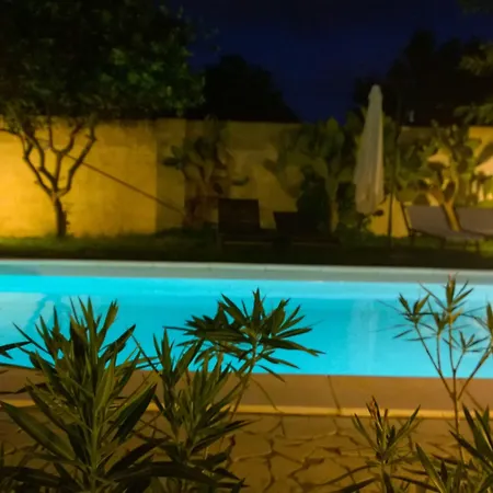 Romina Bed and Breakfast San Cataldo (Apulia)