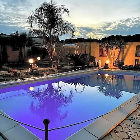 Bed & Breakfast Romina San Cataldo (Apulia)