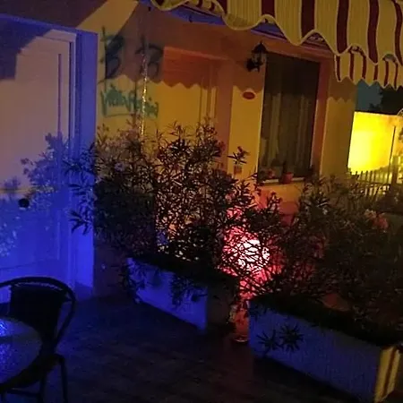 Romina Bed & Breakfast 4*