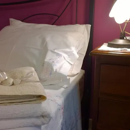 Romina Bed and Breakfast 4*